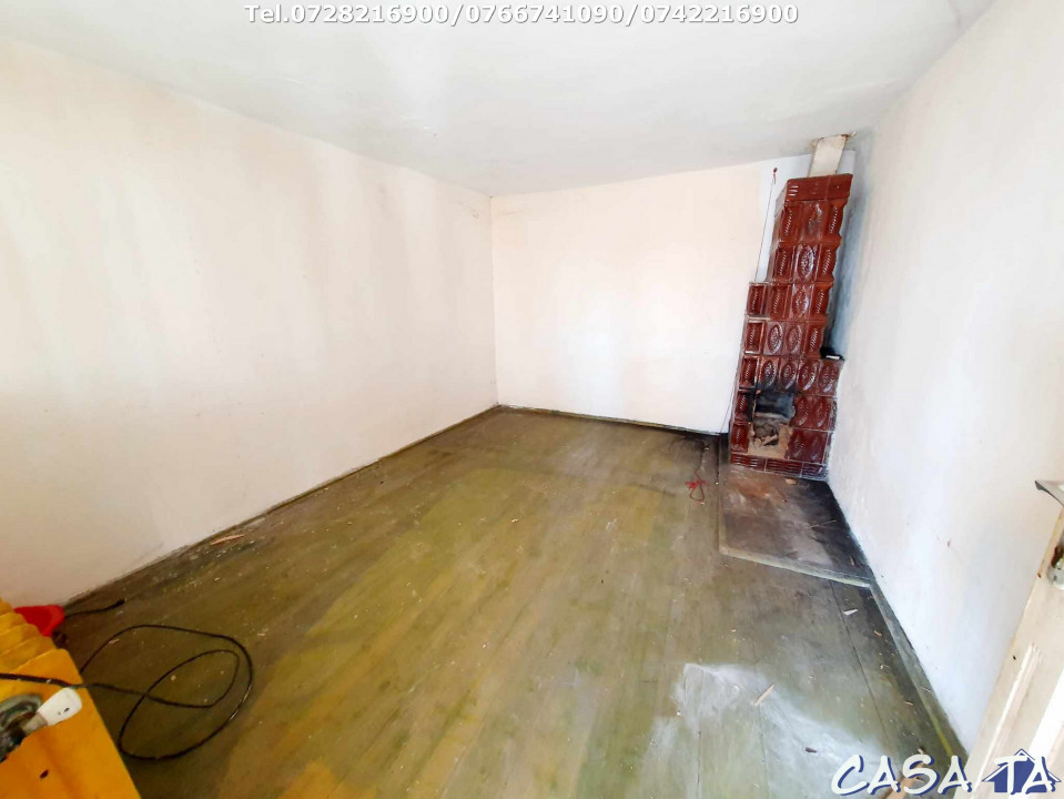 Casa situata în Francesti - Pestisani