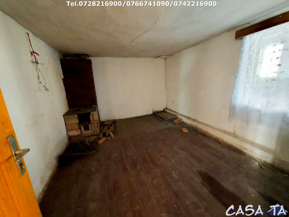 Casa situata în Francesti - Pestisani