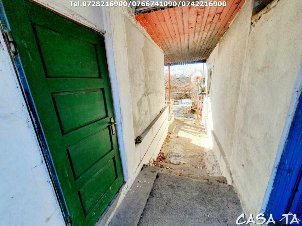 Casa situata în Francesti - Pestisani