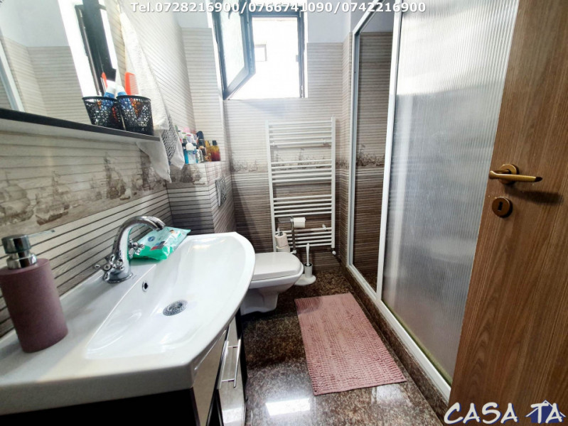 Apartament 3 camere, situat în Târgu Jiu, Str Bicaz (Bloc NOU)
