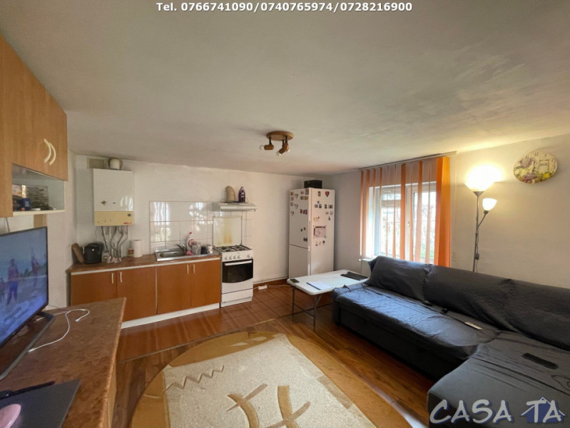 Casa 2 Camere, Strada Tismana, Tg-Jiu