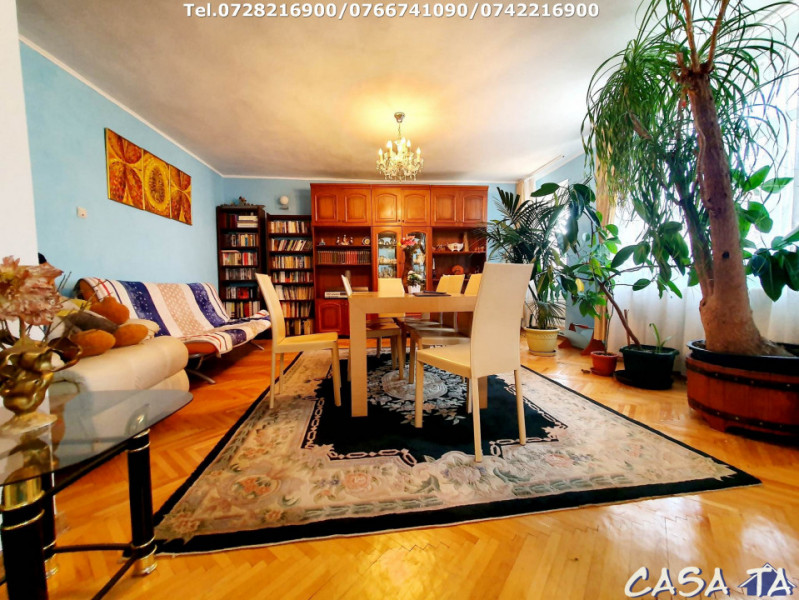 Închiriere apartament 4 camere ,situat în Târgu Jiu, Str Grivitei (Central)