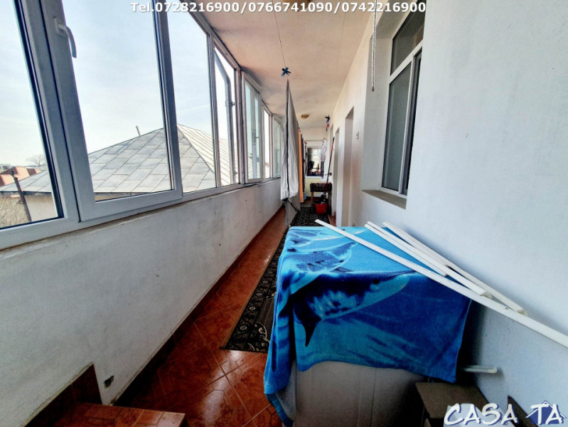 Închiriere apartament 4 camere ,situat în Târgu Jiu, Str Grivitei (Central)