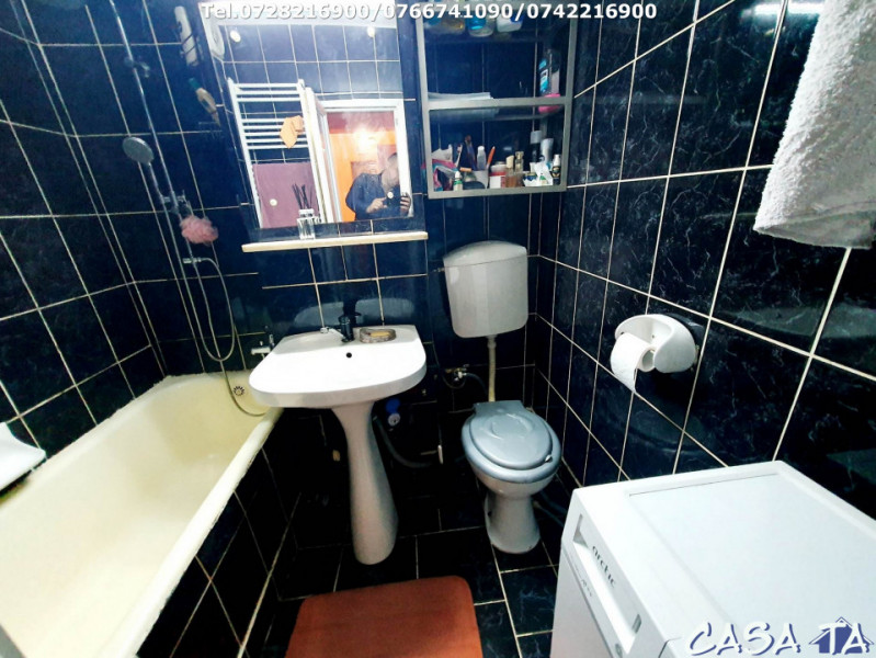 Apartament 3 camere, situat în Târgu Jiu, Str Nicolae Titulescu