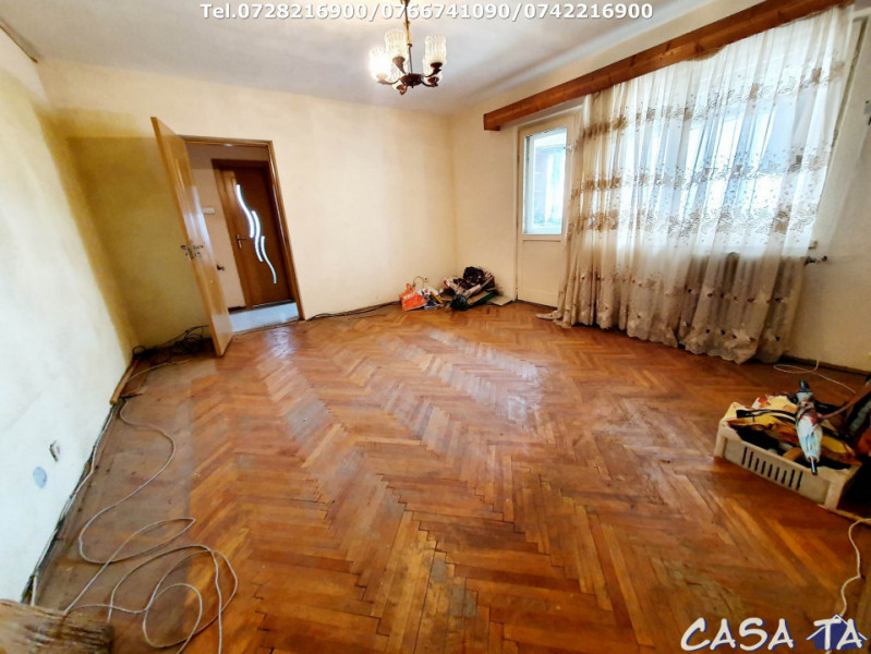 Apartament 3 camere, situat în Târgu Jiu, Bld Republicii