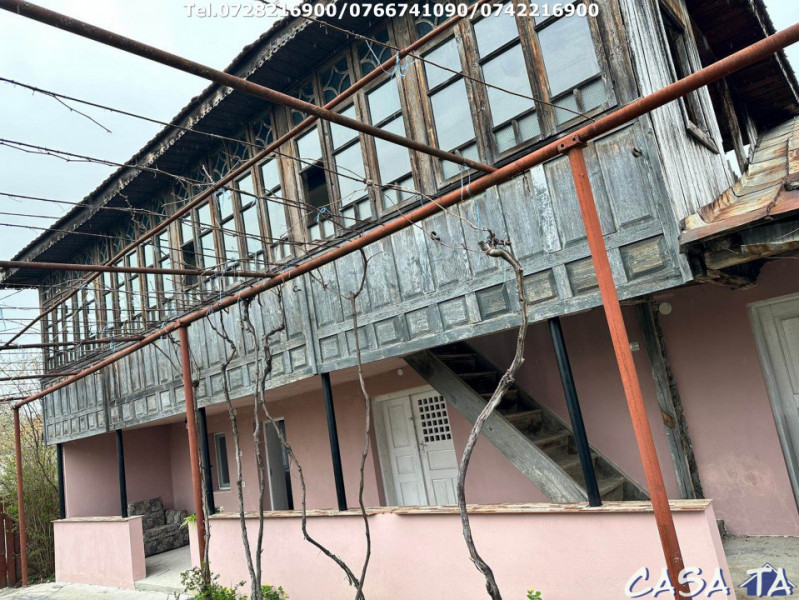 Casa 3 Camere, Com Scoarta ,Sat Colibasi