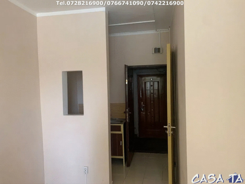 Garsoniera, situata în Târgu Jiu, Constructorilor