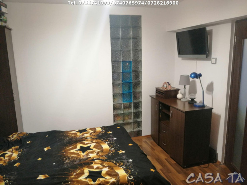 Apartament 3 Camere, Etaj 4, Strada Lt. Col. D-tru Petrescu