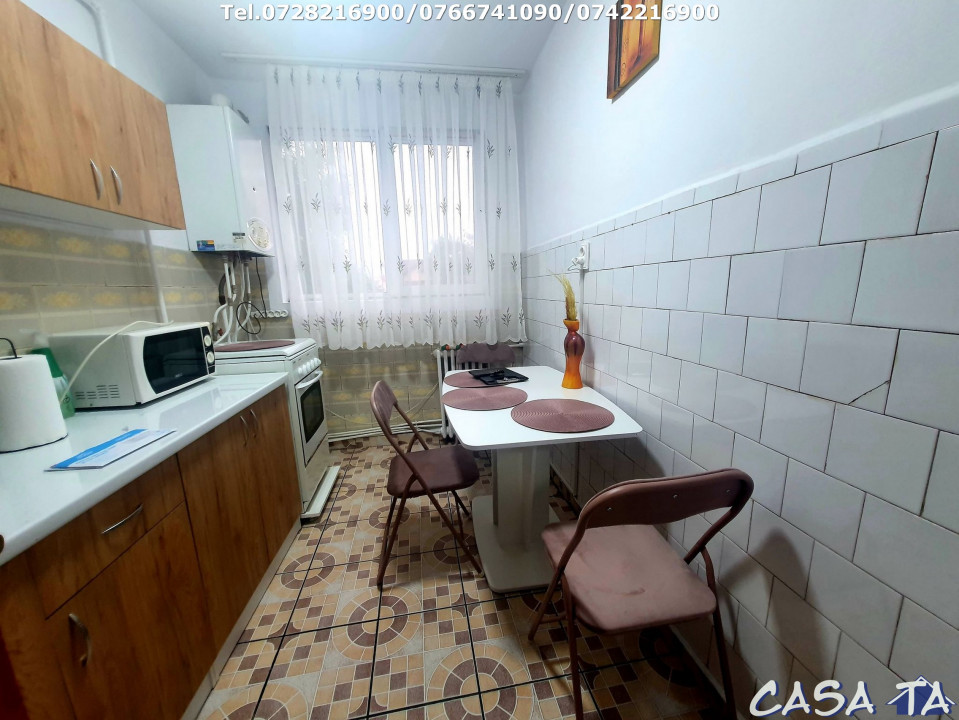 Închiriere apartament 2 camere, Str.Brandusei