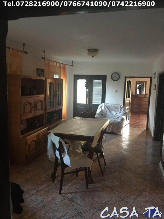 Casa situata în Polovragi