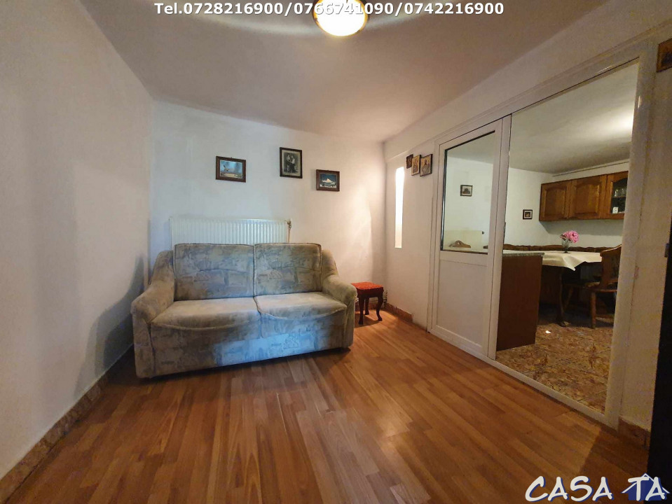 Casa situata in Gorj, Fratesti