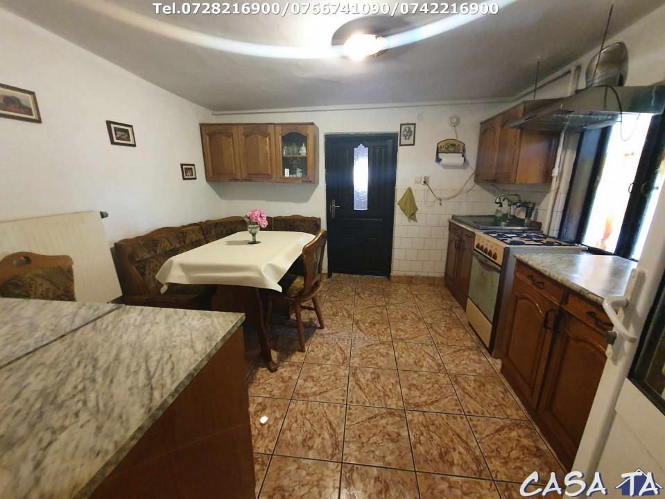 Casa situata in Gorj, Fratesti