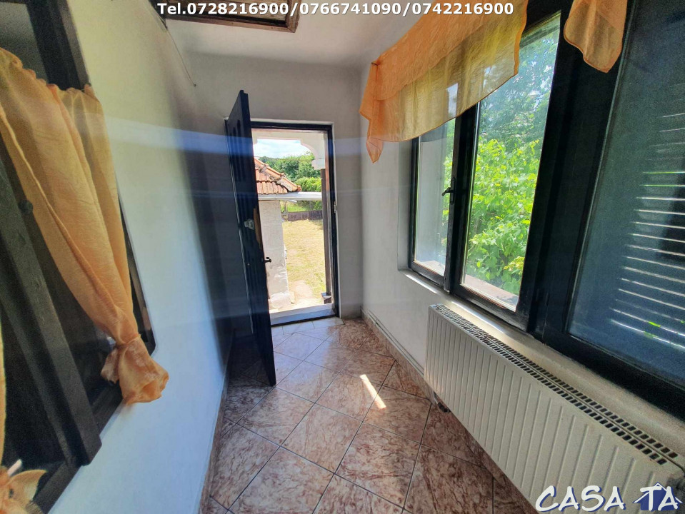 Casa situata in Gorj, Fratesti