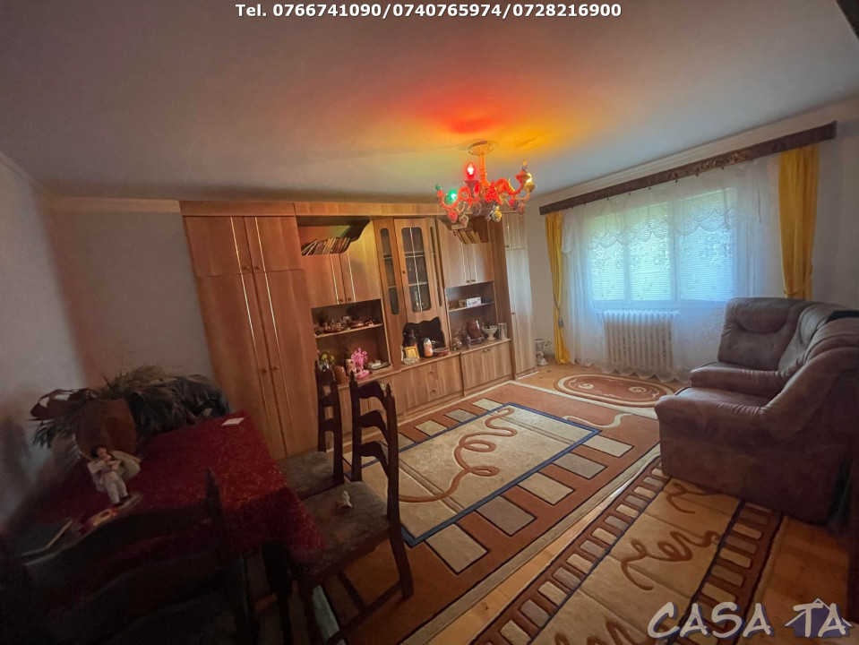 Casa 5 Camere D+P+1, Strada Nicu D. Milosescu - Cartier Sisesti