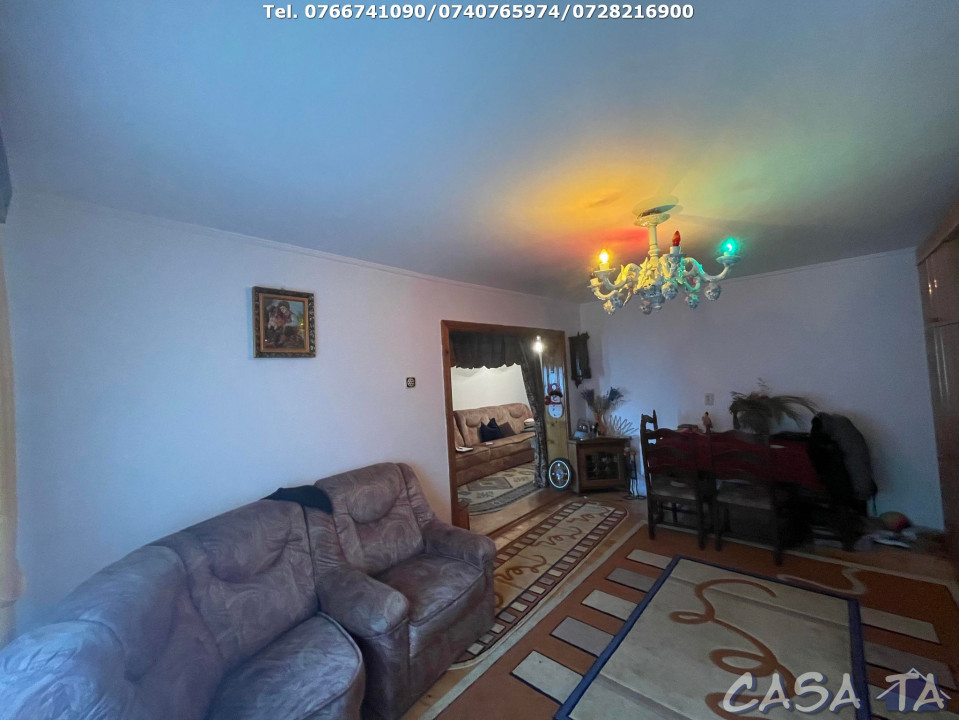 Casa 5 Camere D+P+1, Strada Nicu D. Milosescu - Cartier Sisesti