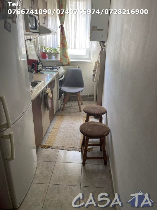 Apartament 3 Camere, Etaj 1, Strada Aleea Plopilor