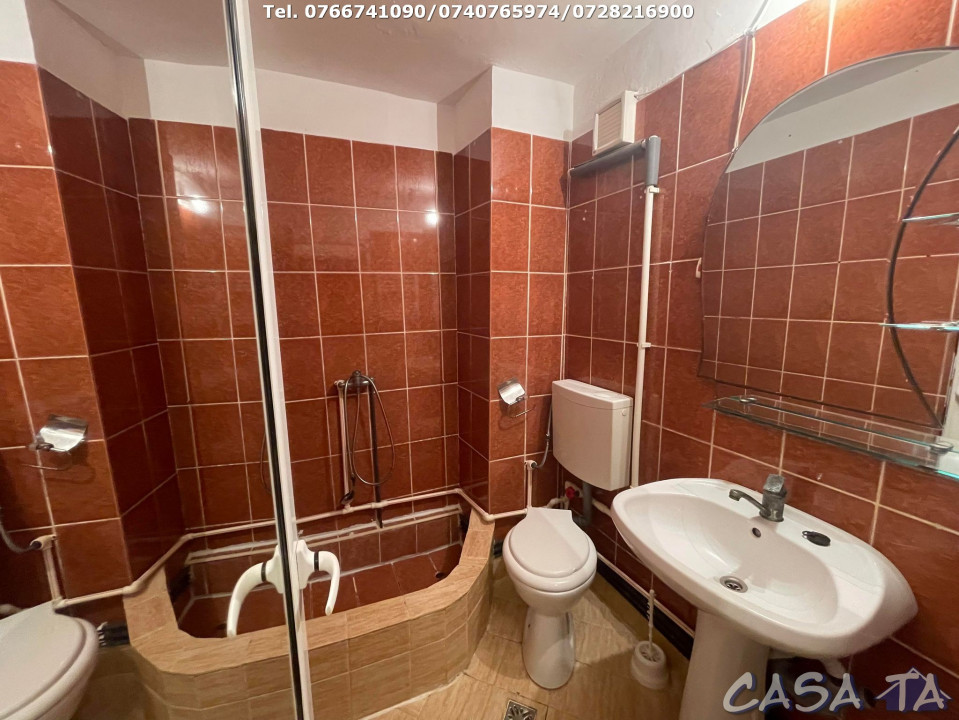 Garsoniera, Parter, Strada Lotrului