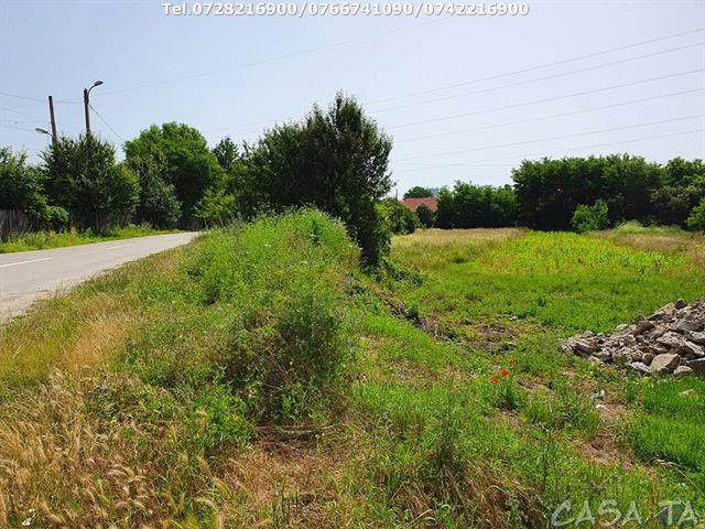 Teren Intravilan, situat în Târgu Jiu, Str Vaduri