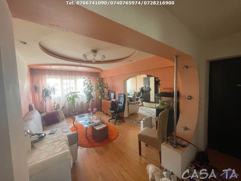 Apartament 4 Camere, Etaj 2, Strada 9 Mai - Zona Mall