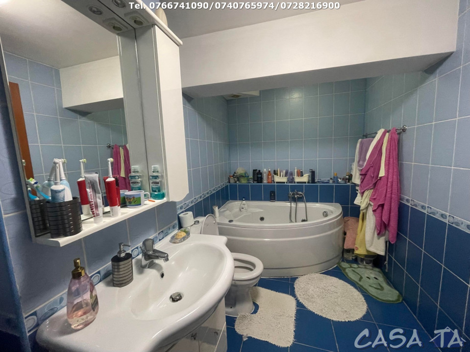 Apartament 4 Camere, Etaj 2, Strada 9 Mai - Zona Mall