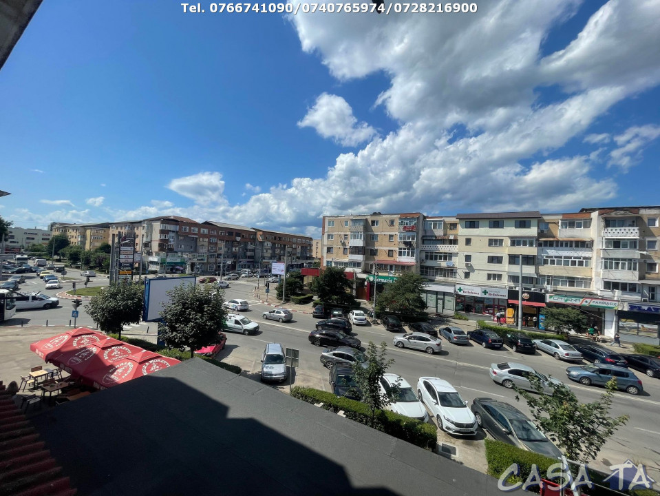 Apartament 4 Camere, Etaj 2, Strada 9 Mai - Zona Mall