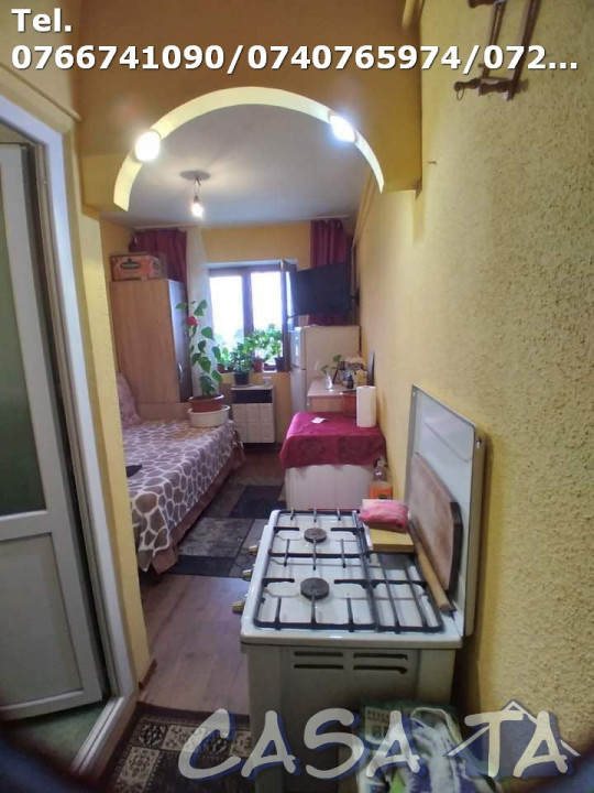 Garsoniera, Etaj 4, Strada Lotrului