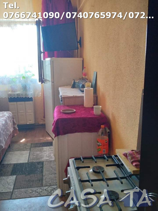 Garsoniera, Etaj 4, Strada Lotrului