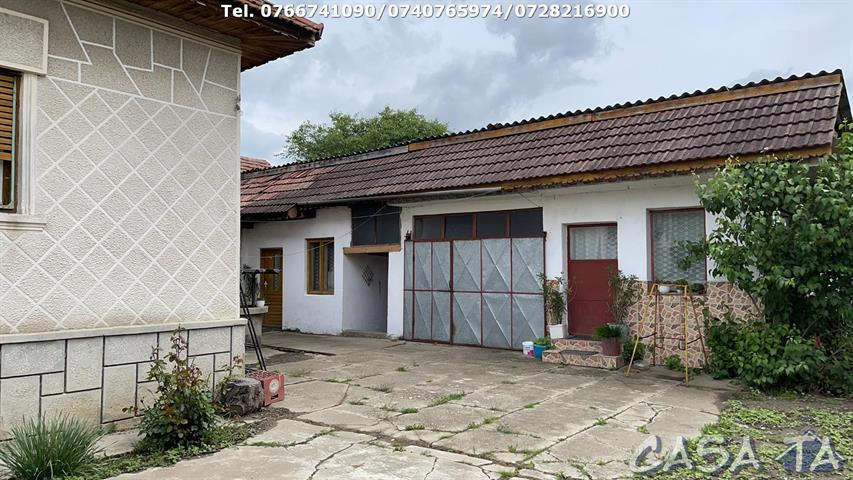 Casa 4 Camere + Teren (6500mp) si Anexe, Turcinesti