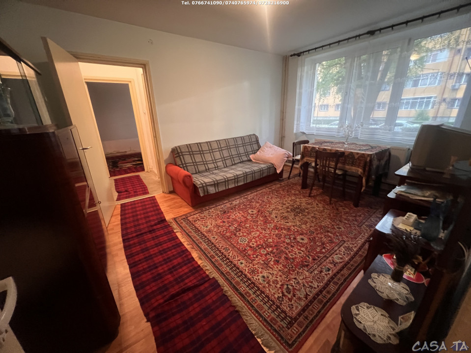 Apartament 2 Camere, Parter, Semicentral