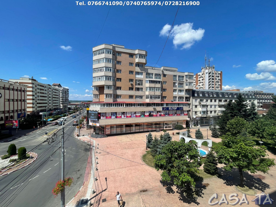 Apartament 3 Camere, Etaj 1, Strada Victoriei - Pietonal (Ultracentral)