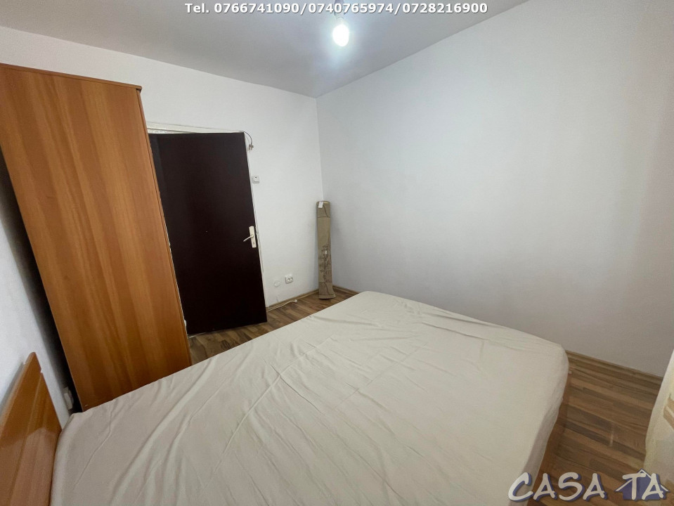Apartament 3 Camere, Etaj 1, Strada Victoriei - Pietonal (Ultracentral)