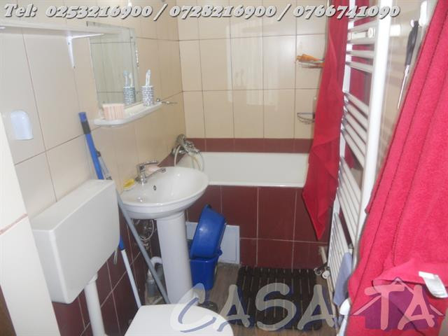 Apartament 2 Camere, Etaj 1, Strada Hidrocentralei
