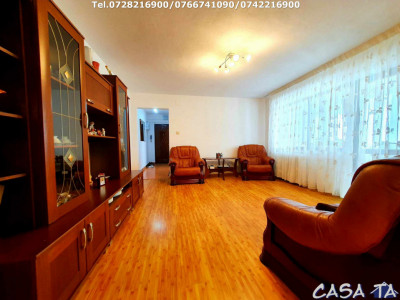 Apartament 3 camere ,situat în Târgu Jiu, Str Nicolae Titulescu