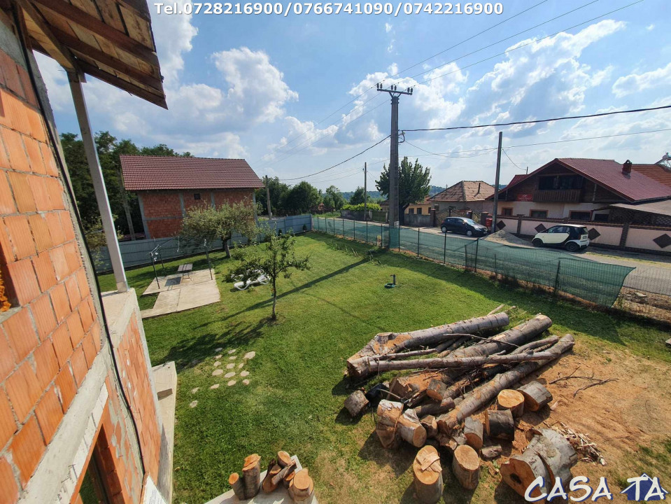 Casa P+M ,situata în Turcinesti - Horezu 