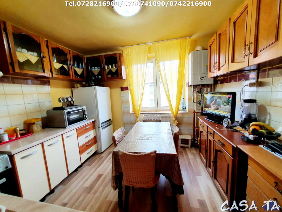 Apartament 2 camere, situat în Târgu Jiu, Lt. Col. D-tru Petrescu