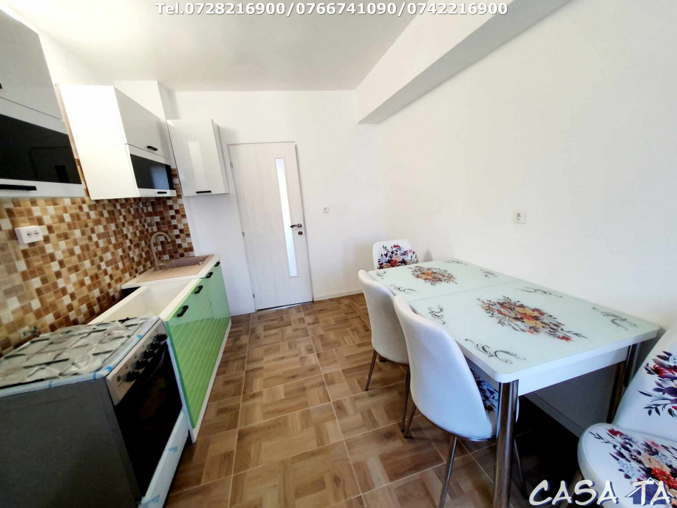 Apartament 4 camere, situat în Târgu Jiu, Str Traian (Zona Centrala)