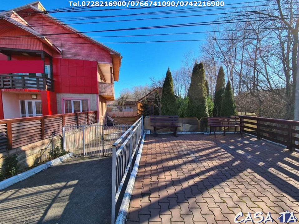  Casa D+P+1, situata în Curtisoara