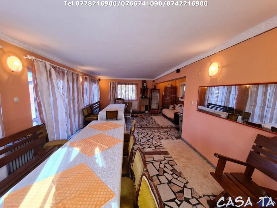  Casa D+P+1, situata în Curtisoara