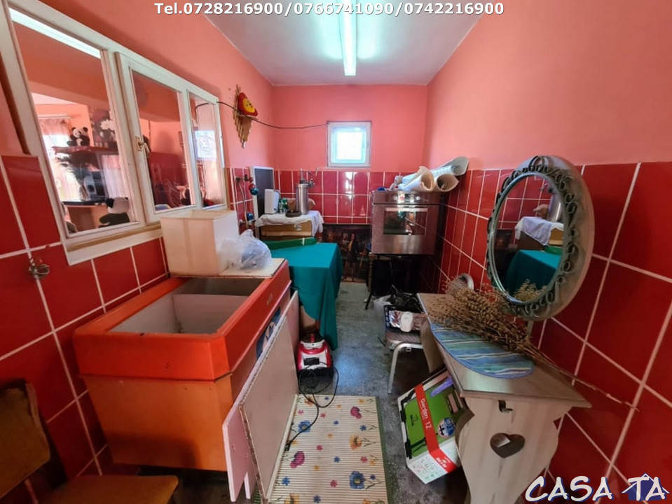  Casa D+P+1, situata în Curtisoara