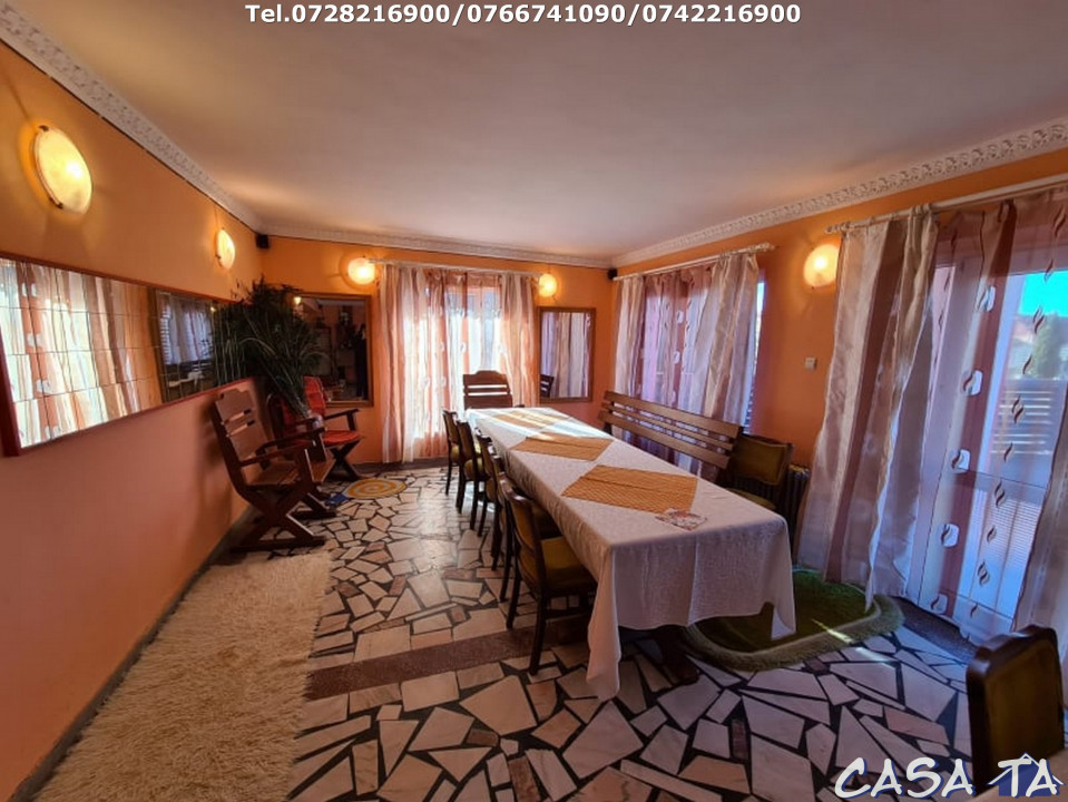  Casa D+P+1, situata în Curtisoara