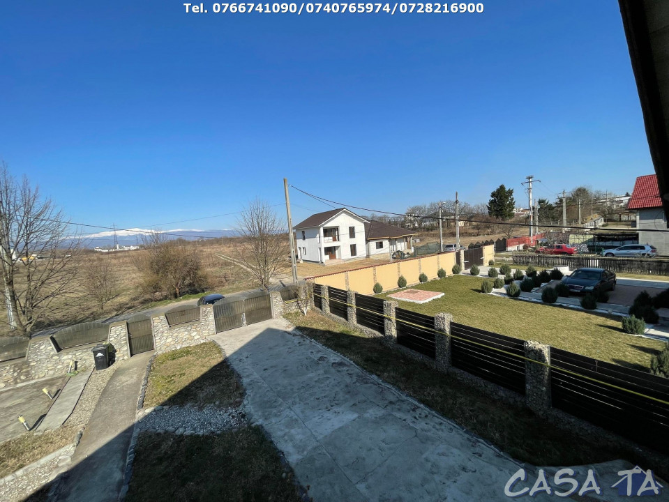Casa 5 Camere, P+1, Strada Aleea Dumbrava