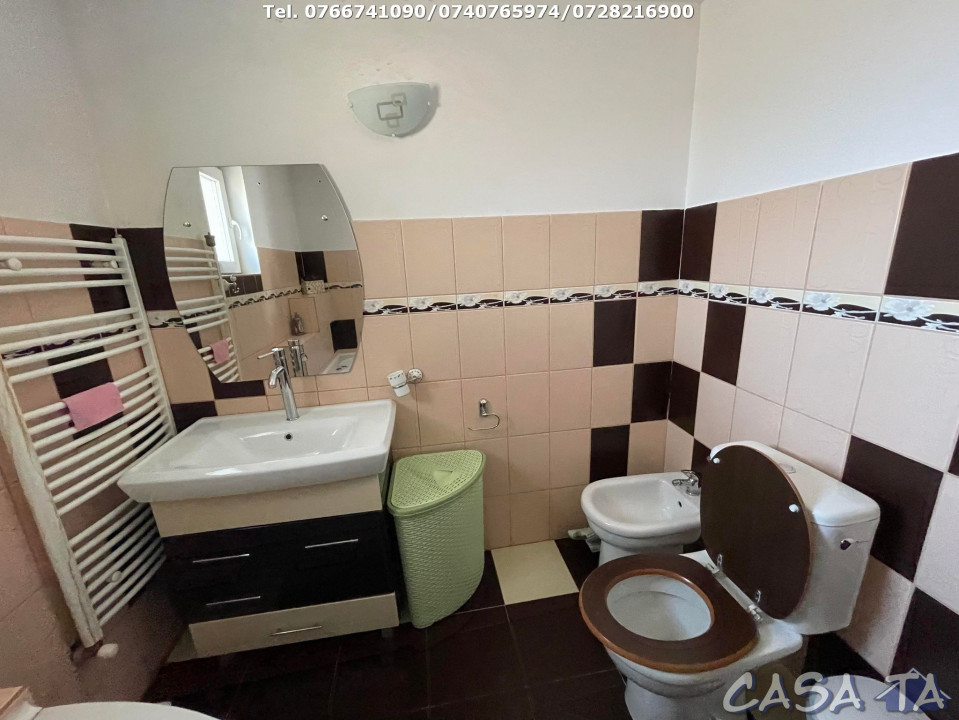Casa 5 Camere, P+1, Strada Aleea Dumbrava