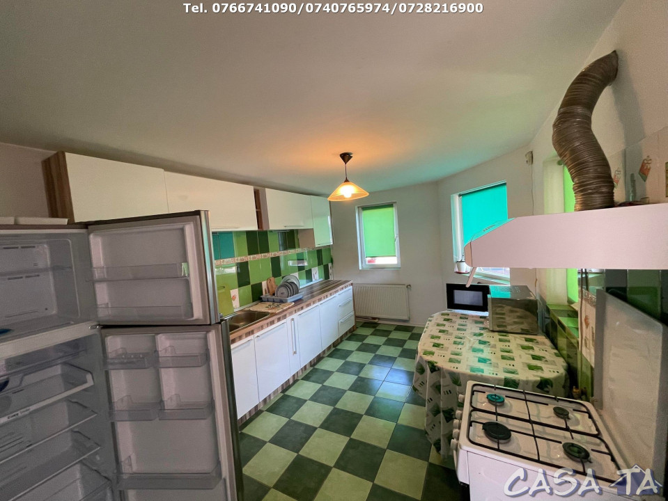 Casa 5 Camere, P+1, Strada Aleea Dumbrava