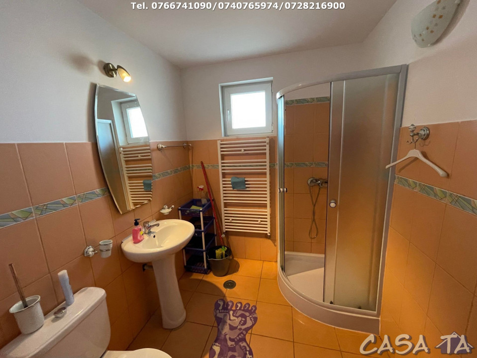 Casa 5 Camere, P+1, Strada Aleea Dumbrava