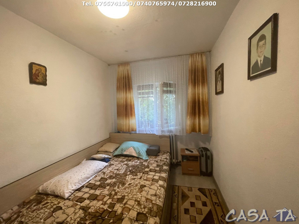 Apartament 3 Camere, Etaj 2, Strada 9 Mai - Zona Mall
