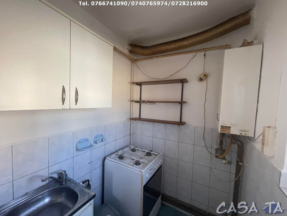 Apartament 2 Camere, Etaj 3, Strada Gheorghe Barboi