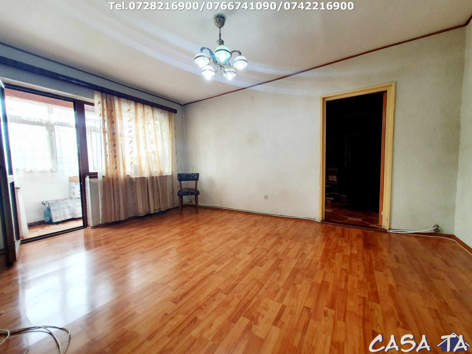 Apartament 3 camere, situat în Târgu Jiu, strada 9 Mai- zona Parcului Lido