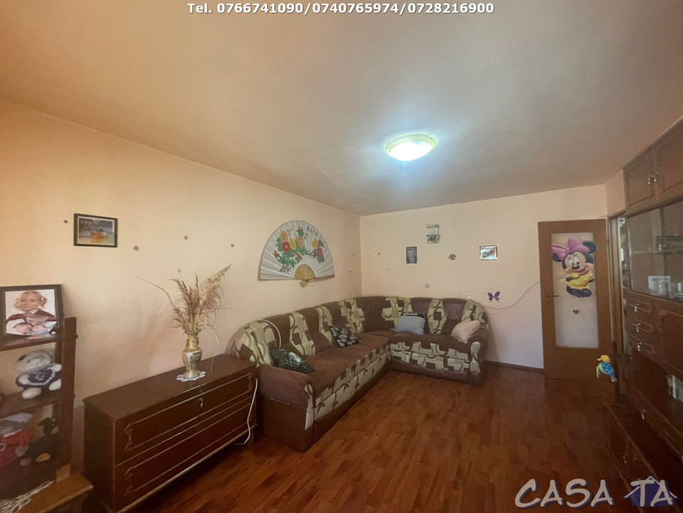 Apartament 2 Camere, Etaj 4 (cu acoperis), Strada Cerna