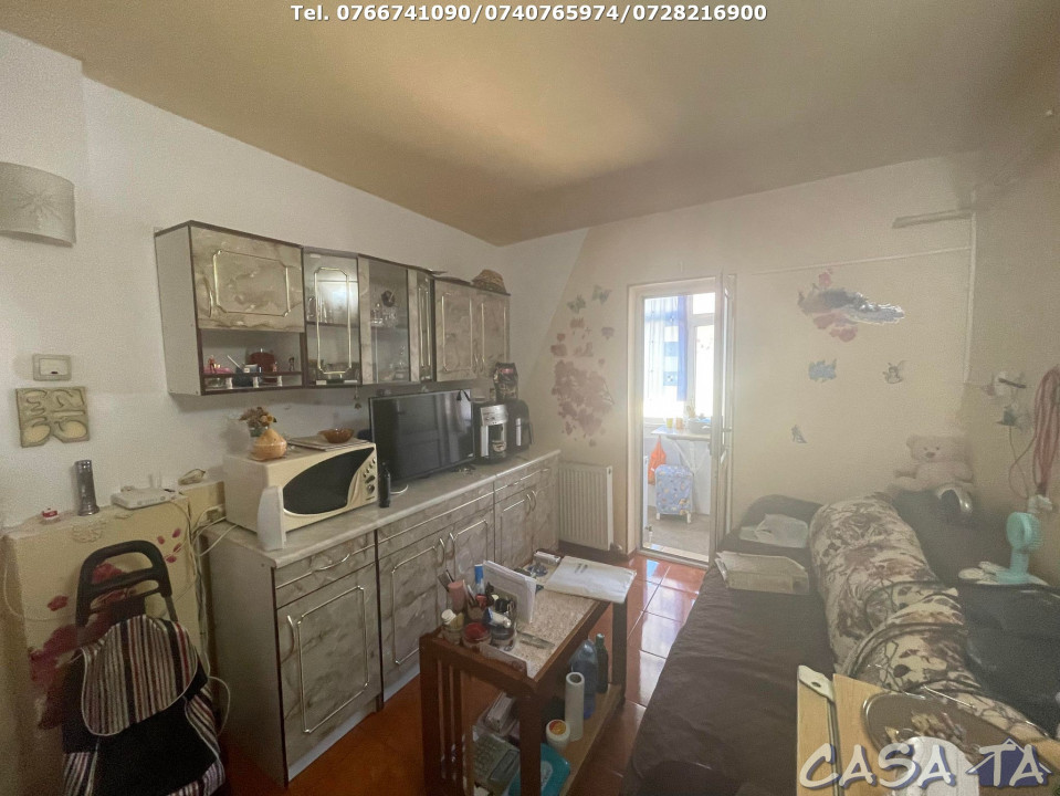 Apartament 2 Camere, Etaj 4 (cu acoperis), Strada Cerna