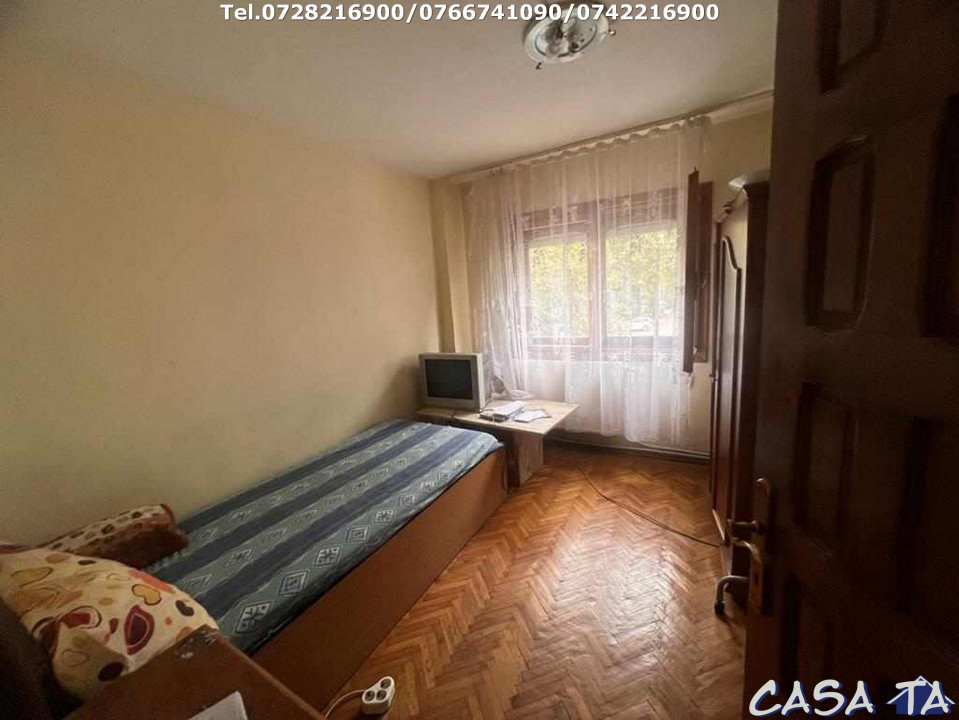 Apartament 4 camere ,situat în Târgu Jiu, Str.Vasile Militaru